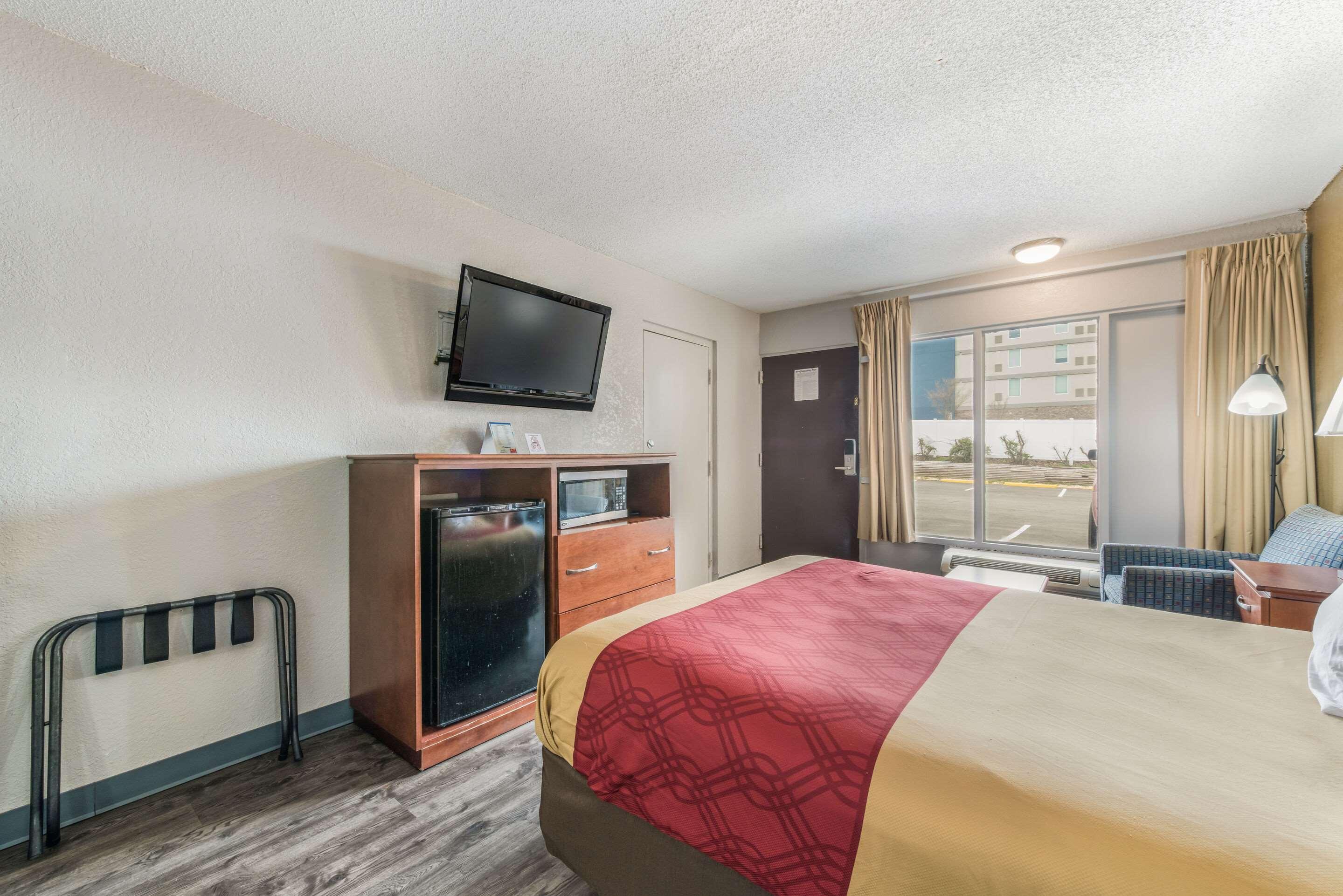 Econo Lodge סליסבורי מראה חיצוני תמונה